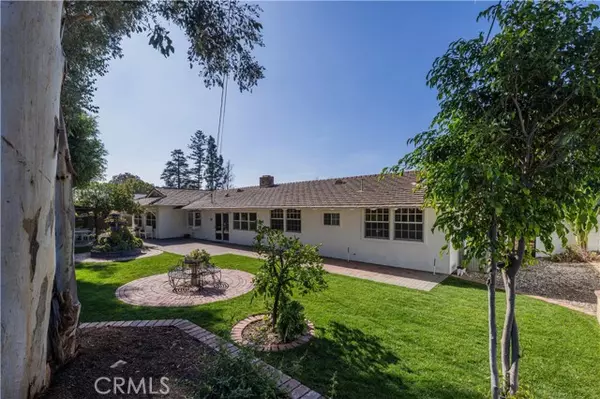 Yorba Linda, CA 92886,4712 Yorba Lane