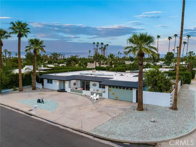 1190 S Calle Marcus, Palm Springs, CA 92264