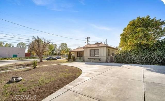 8503 Newcastle Avenue, Northridge (los Angeles), CA 91325