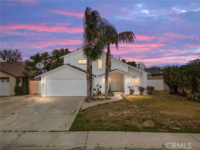 2100 Butterfield Avenue, Bakersfield, CA 93304