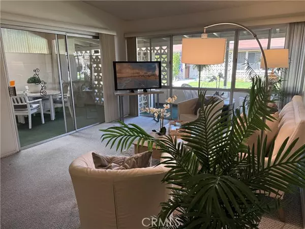 Seal Beach, CA 90740,1671 Interlachen Rd M11-285K