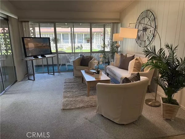 Seal Beach, CA 90740,1671 Interlachen Rd M11-285K