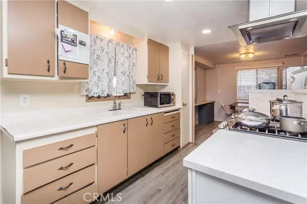 La Verne, CA 91750,2755 Arrow #108