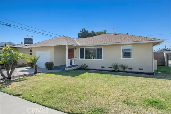 2317 Stearnlee Avenue, Long Beach, CA 90815