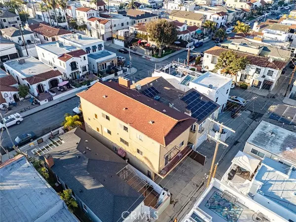 Long Beach, CA 90803,66 Santa Ana Avenue