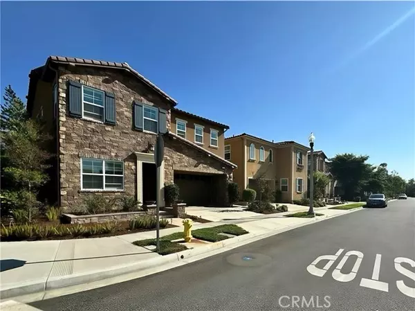 Lake Forest (el Toro), CA 92630,10 Lark