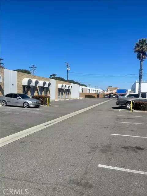 6900 Knott Avenue, Buena Park, CA 90621