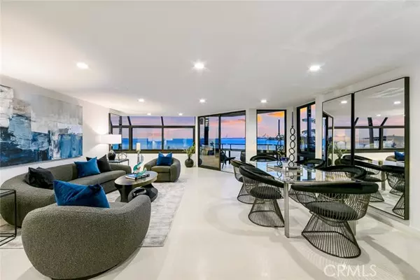 1310 E Ocean Boulevard #14, Long Beach, CA 90802