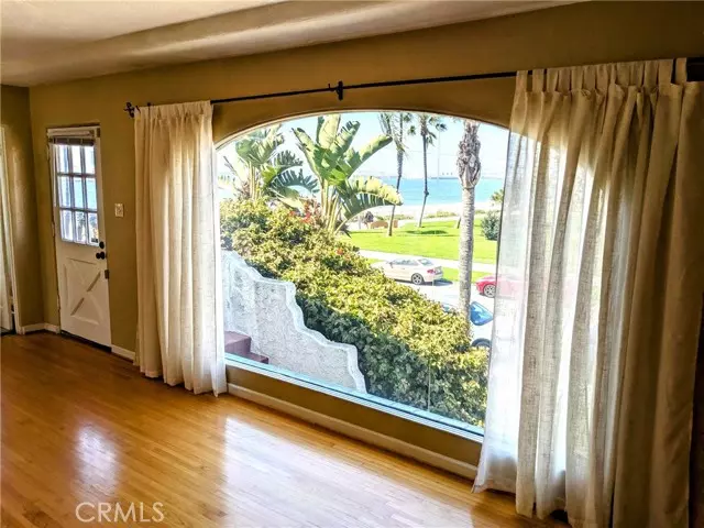 6 36th Place #8, Long Beach, CA 90803