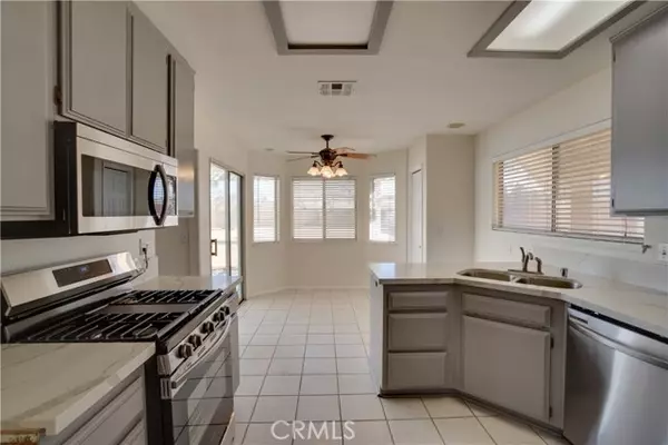 27299 Peach Tree Lane, Helendale, CA 92342