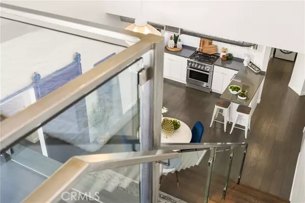 West Hollywood, CA 90048,660 N Sweetzer Avenue #302