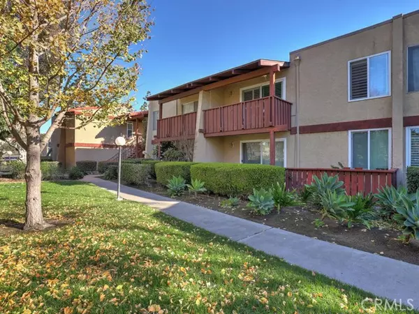 1010 Macarthur Boulevard #16, Santa Ana, CA 92707