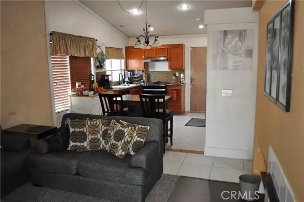 Adelanto, CA 92301,11824 Begonia Road