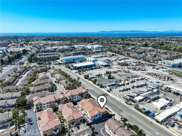 Huntington Beach, CA 92648,19091 Azul Lane