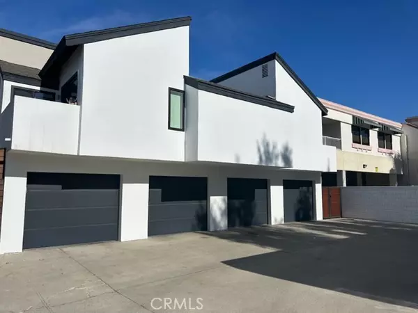 Santa Ana, CA 92701,849 N Van Ness Avenue