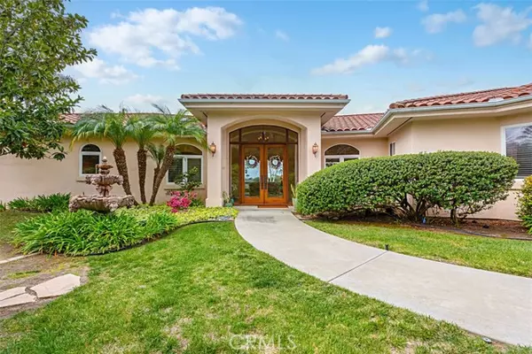 1166 Arroyo Pacifica, Fallbrook, CA 92028