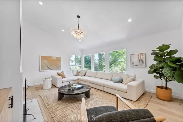Sherman Oaks, CA 91403,3947 Sumac Drive