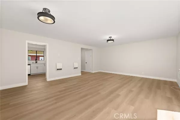 Santa Ana, CA 92704,624 S Sullivan Street #8A