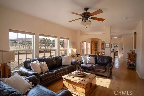 Pioneertown, CA 92268,2995 Ox Yoke