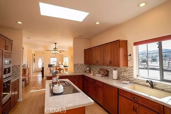 Pioneertown, CA 92268,2995 Ox Yoke