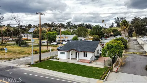 16636 Lakeshore Drive, Lake Elsinore, CA 92530