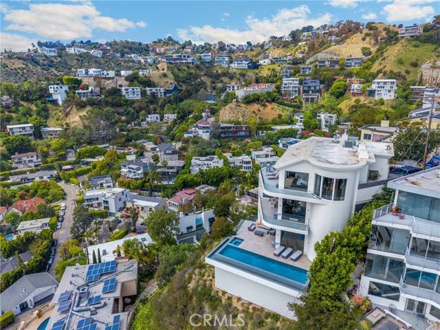 Los Angeles, CA 90069,1609 Viewmont Drive