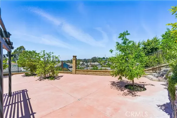 Orange, CA 92867,2223 E Vista Mesa Way