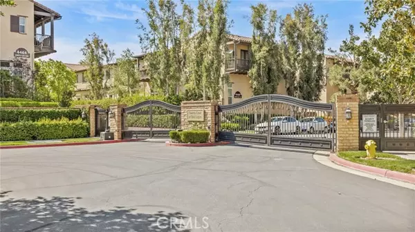 Corona, CA 92883,4436 OWENS #105