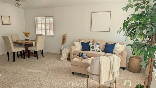 Santa Fe Springs, CA 90670,12147 Lakeland Rd #9
