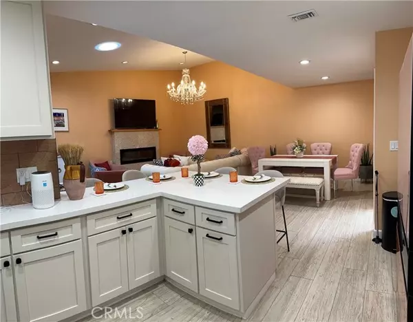 Seal Beach, CA 90740,13320 Del Monte Drive #M15 9G