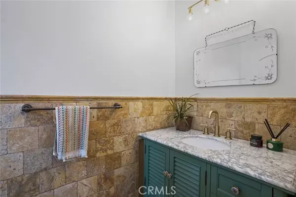 Sherman Oaks, CA 91403,14702 Magnolia Boulevard #104