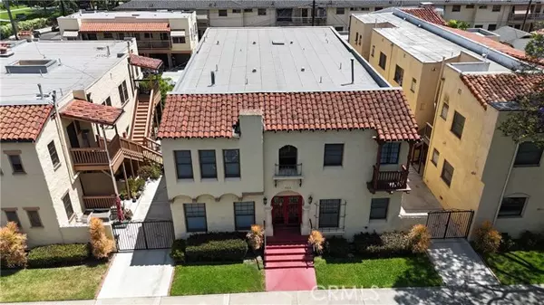 Santa Ana, CA 92701,925 N Lacy Street