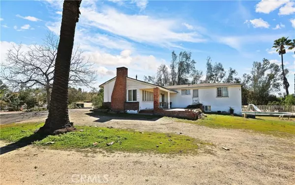 Yorba Linda, CA 92886,5231 Highland Avenue