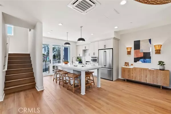 Huntington Beach, CA 92648,19041 Main Street #109