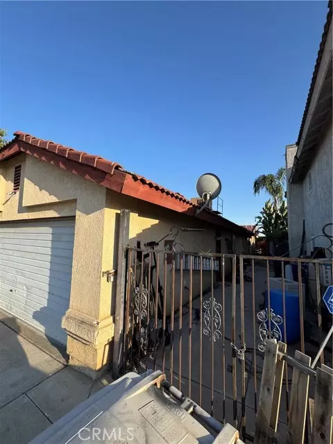 Bakersfield, CA 93313,4521 Southern Breeze Drive