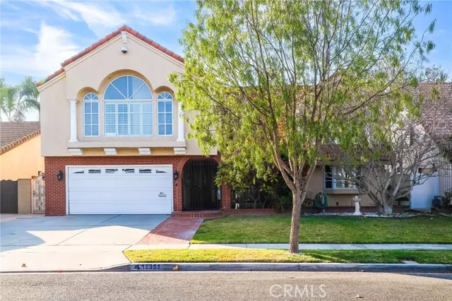 Los Alamitos, CA 90720,10351 Lassen Street