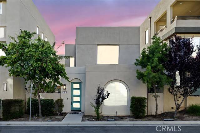 Irvine, CA 92618,181 Carmine