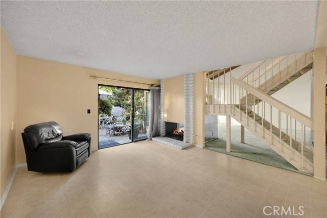 Santa Ana, CA 92705,2622 N Tustin Avenue #(147)