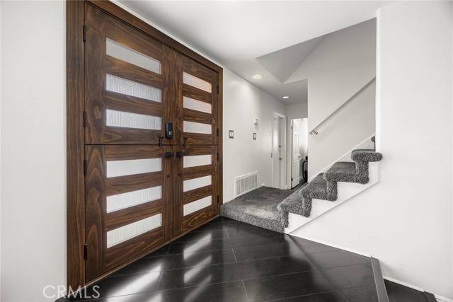 Huntington Beach, CA 92646,9461 Pier Drive