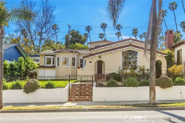 209 Ximeno Avenue, Long Beach, CA 90803