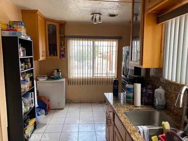 Los Angeles, CA 90044,514 W 102nd