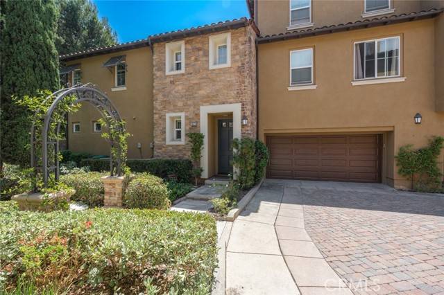 63 Gingerwood, Irvine, CA 92603