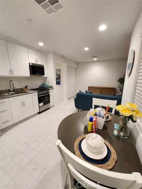 San Bernardino, CA 92407,6989 N Curtis Lane