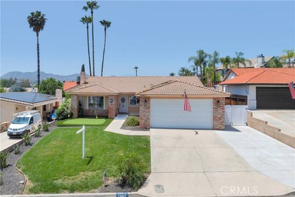 29817 Sloop Drive, Canyon Lake, CA 92587