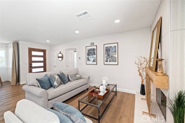 Diamond Bar, CA 91789,20853 Moonlake Street