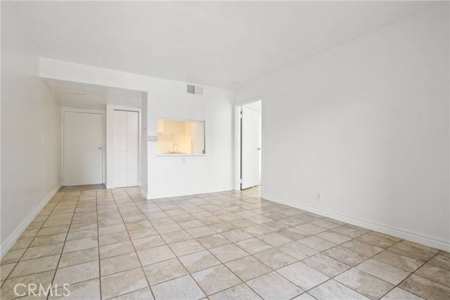 Long Beach, CA 90813,1450 Locust Avenue #205