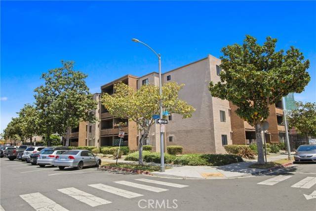 1450 Locust Avenue #205, Long Beach, CA 90813