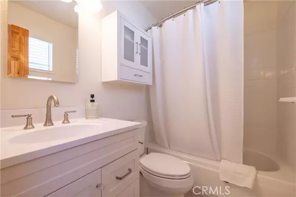 Big Bear Lake, CA 92315,41318 Oak Street