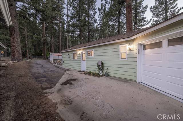 Big Bear Lake, CA 92315,41318 Oak Street