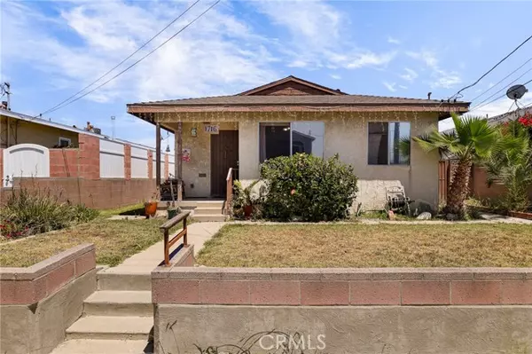 1716 N Fries Avenue, Wilmington (los Angeles), CA 90744